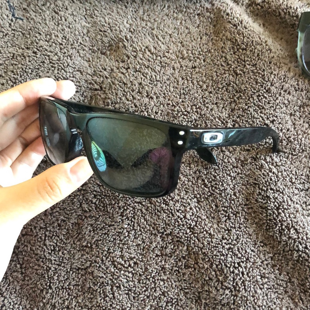 Black sunglasses